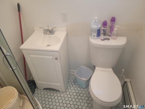 16 Greenwood Hill Street Stamford CT 06902