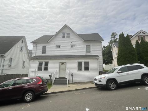 16 Greenwood Hill Street Stamford CT 06902