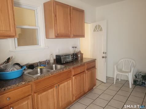 16 Greenwood Hill Street Stamford CT 06902