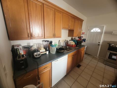 16 Greenwood Hill Street Stamford CT 06902