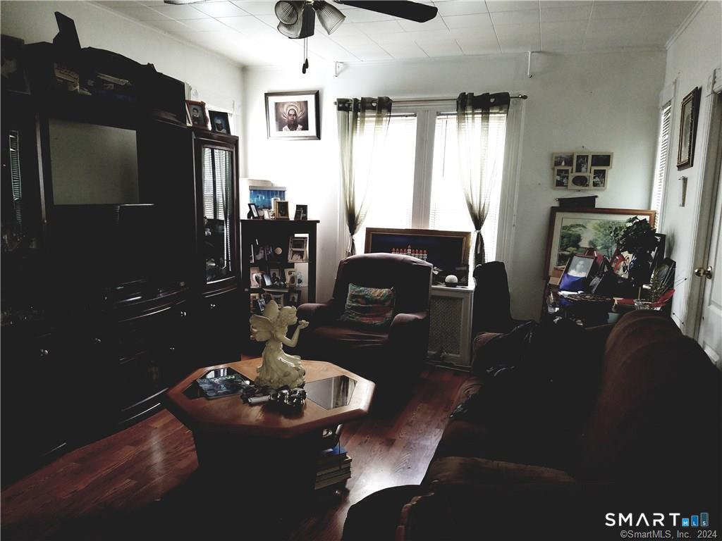 16 Greenwood Hill Street Stamford CT 06902