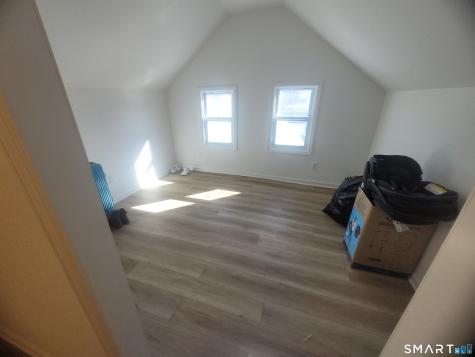 16 Greenwood Hill Street Stamford CT 06902