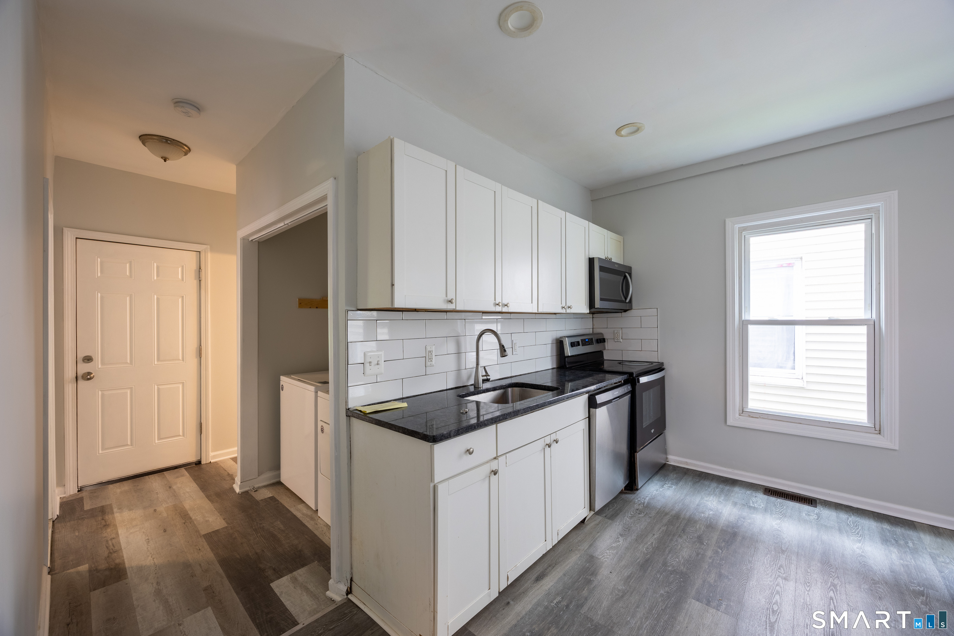 687-689 Winchester Avenue New Haven CT 06511