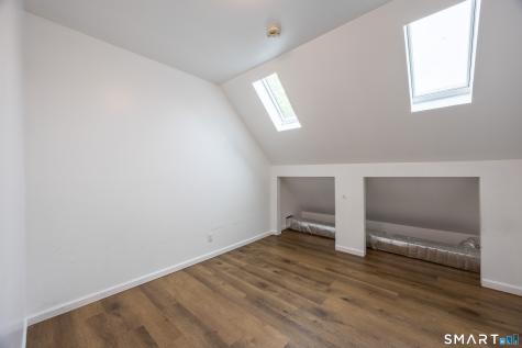687-689 Winchester Avenue New Haven CT 06511