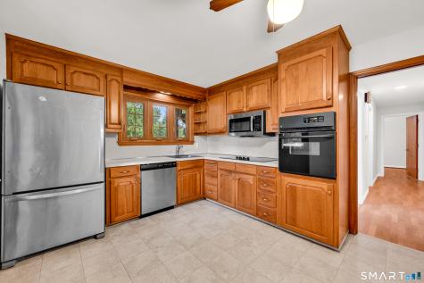 7 Olson Avenue Cromwell CT 06416