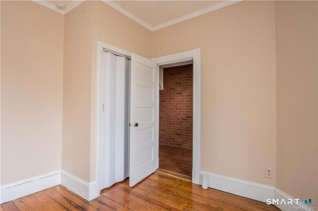 13 Wilcox Street Wethersfield CT 06109