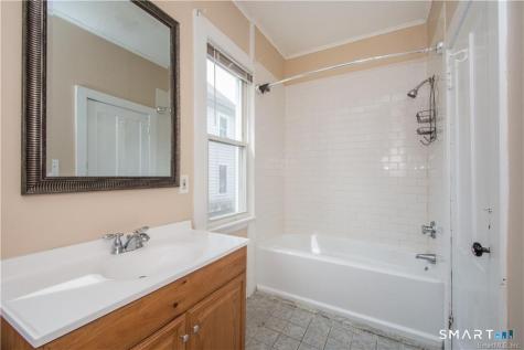 13 Wilcox Street Wethersfield CT 06109