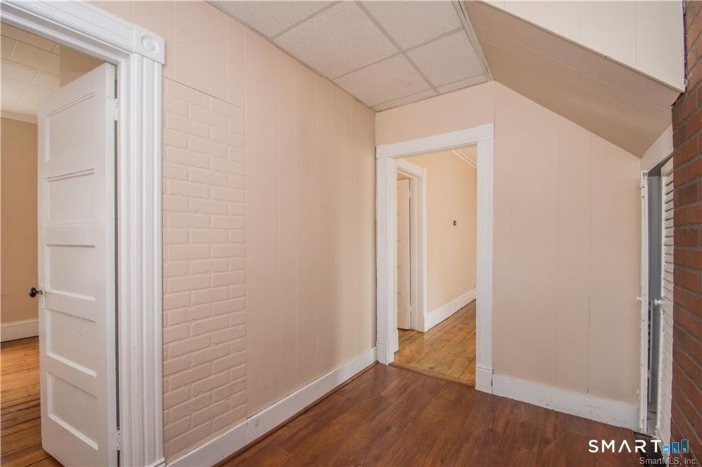 13 Wilcox Street Wethersfield CT 06109