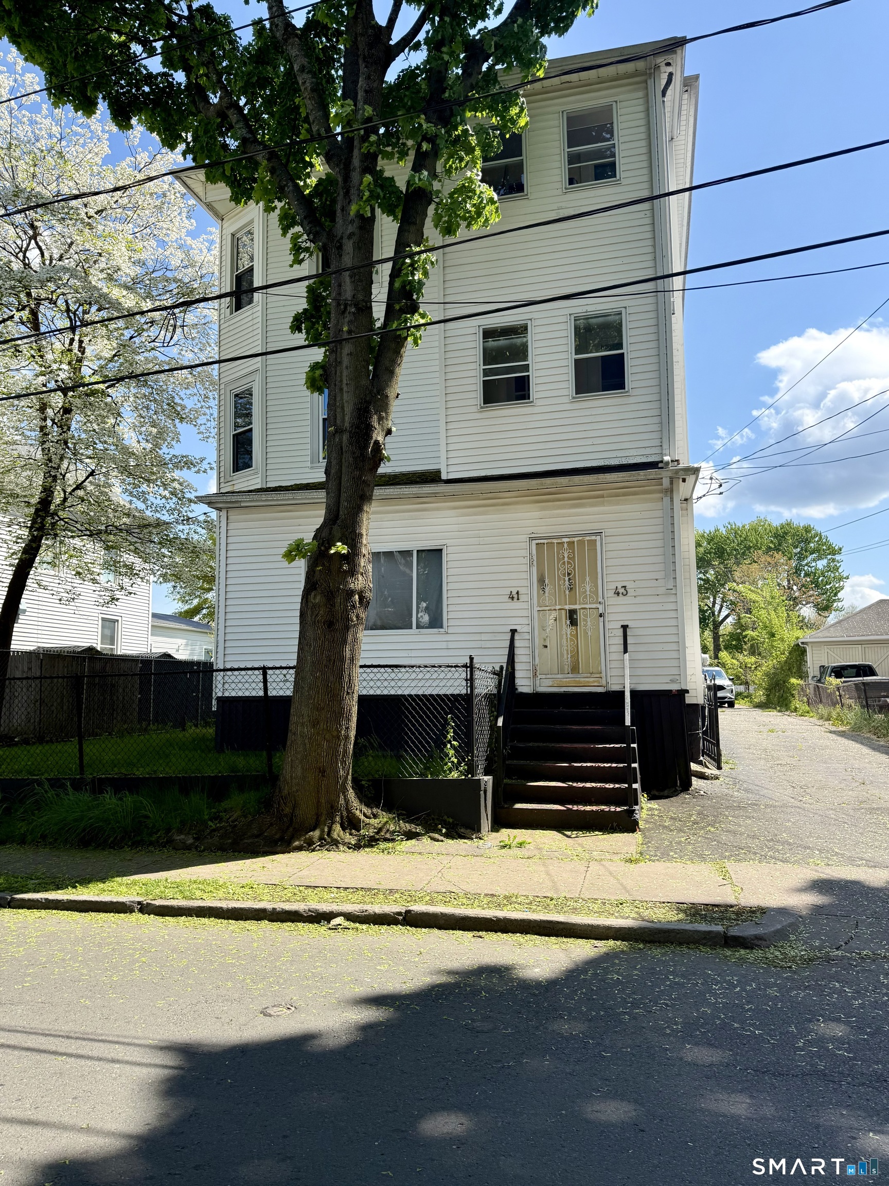 41-43 Kibbe Street Hartford CT 06106