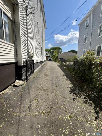 41-43 Kibbe Street Hartford CT 06106