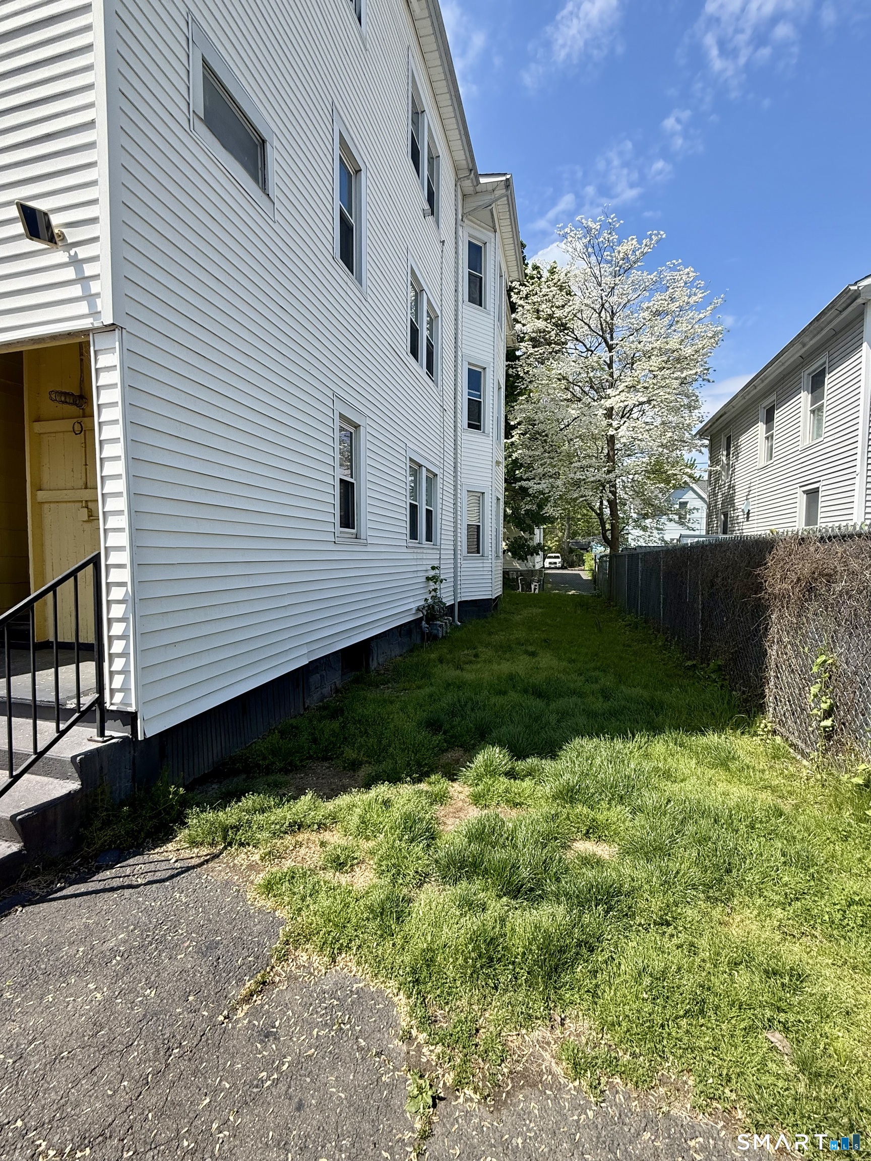 41-43 Kibbe Street Hartford CT 06106