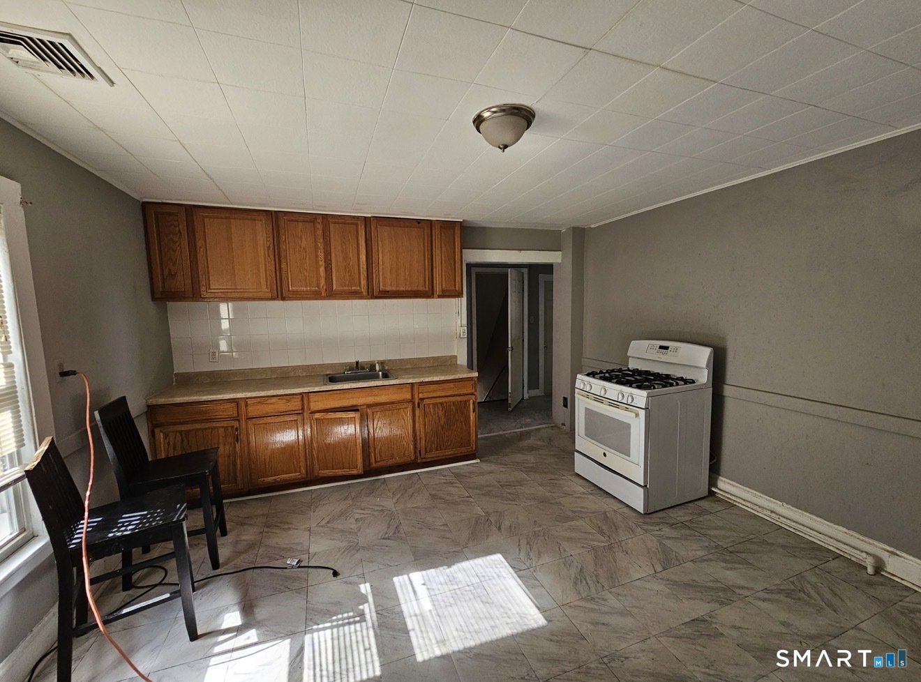 1306 North Main Street Waterbury CT 06704