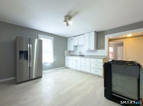 1306 North Main Street Waterbury CT 06704