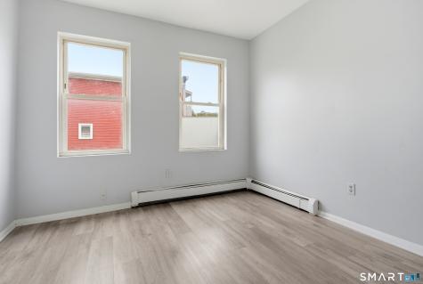 536 Gregory Street Bridgeport CT 06604