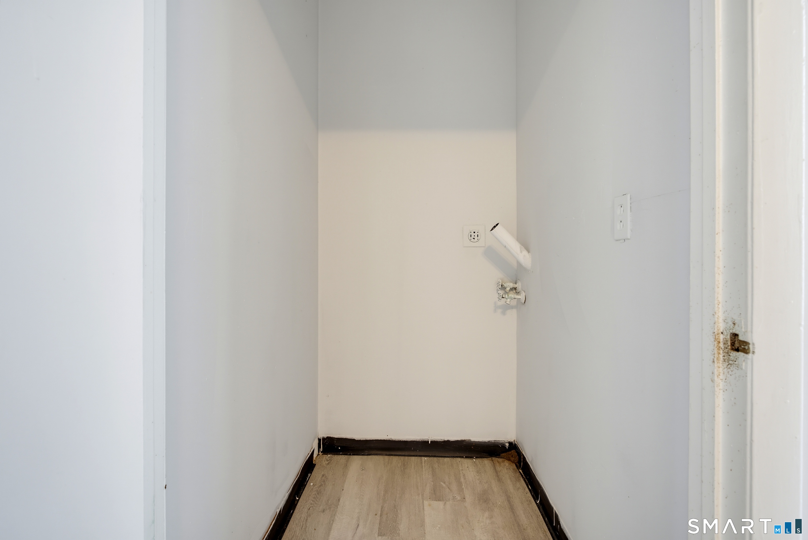536 Gregory Street Bridgeport CT 06604