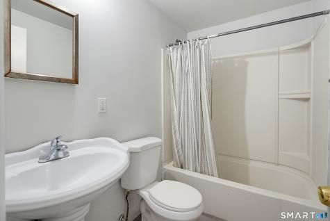 536 Gregory Street Bridgeport CT 06604