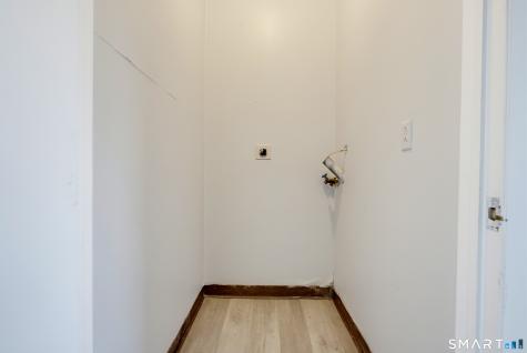 536 Gregory Street Bridgeport CT 06604