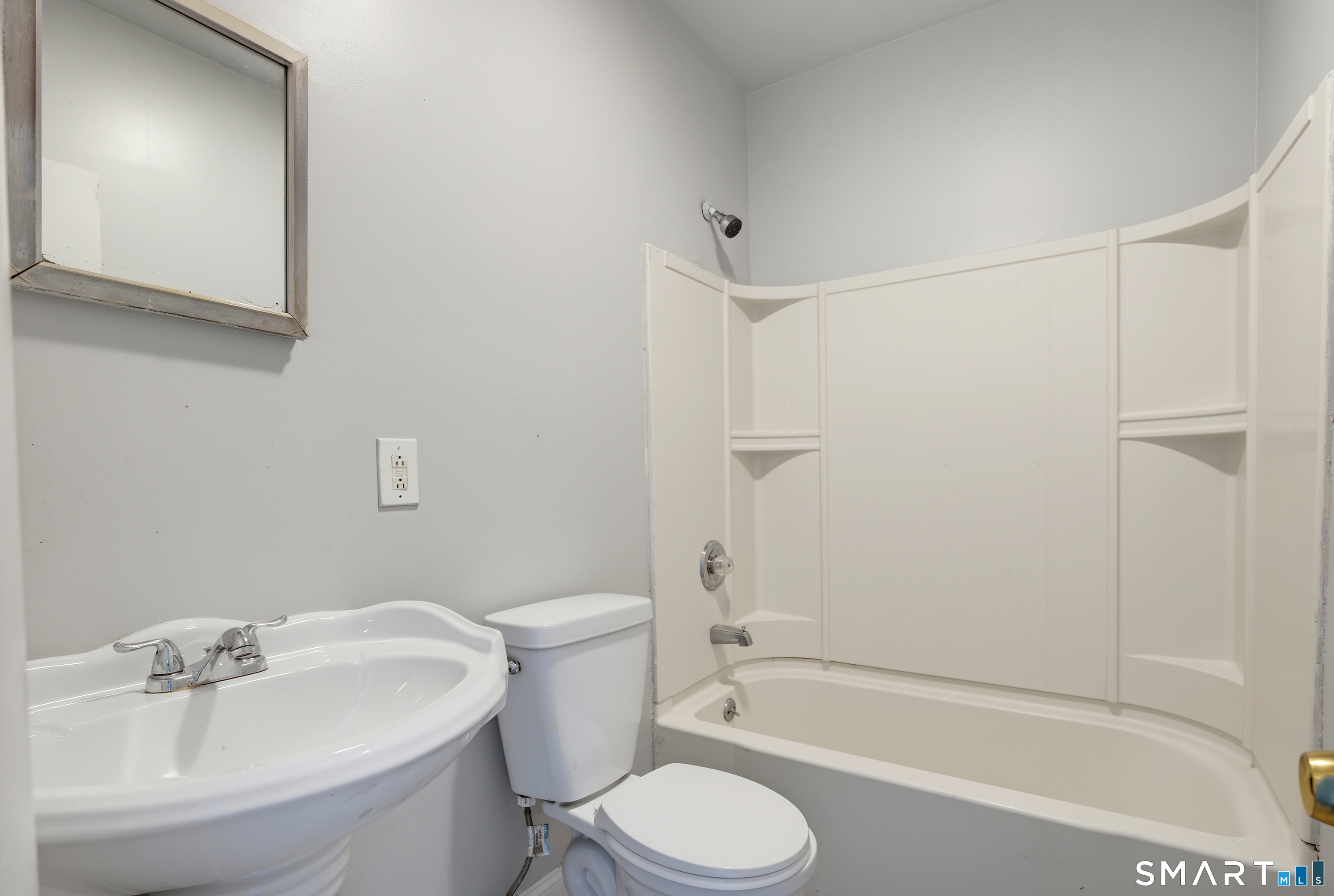 536 Gregory Street Bridgeport CT 06604