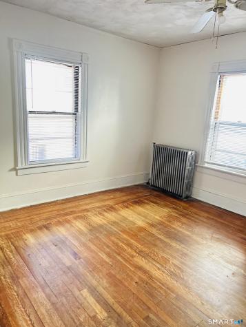 238 Pine Street Waterbury CT 06710