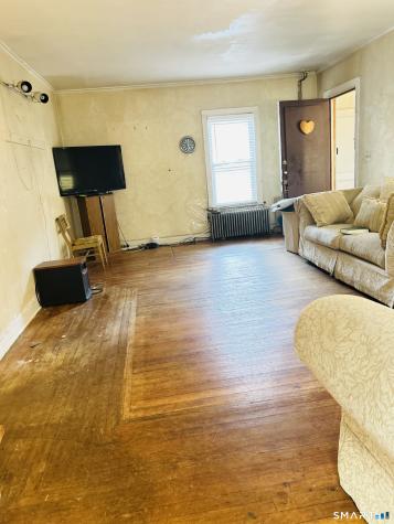 238 Pine Street Waterbury CT 06710