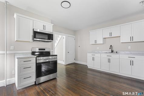 241 Oak Street Manchester CT 06040