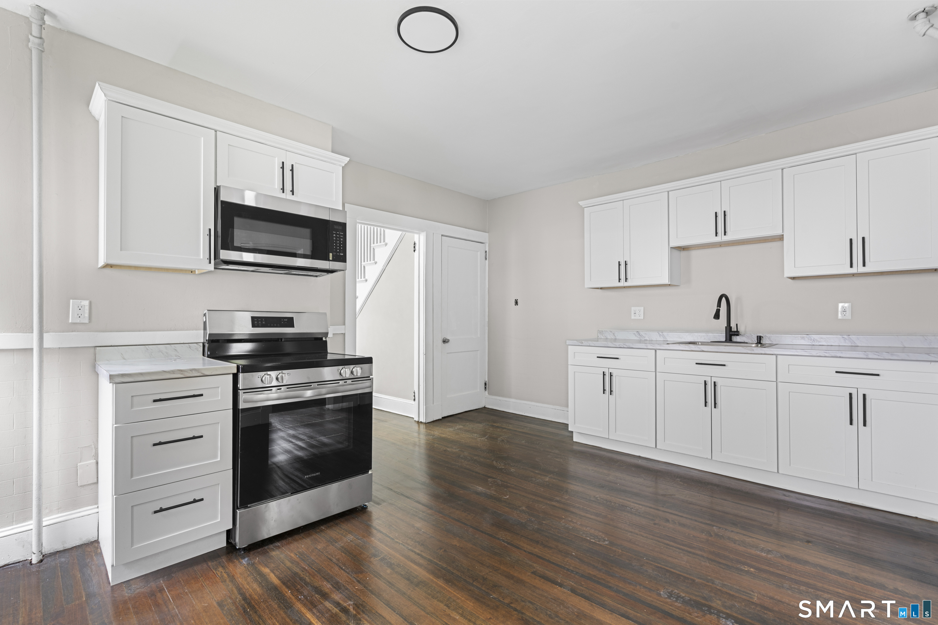 241 Oak Street Manchester CT 06040