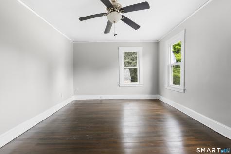241 Oak Street Manchester CT 06040