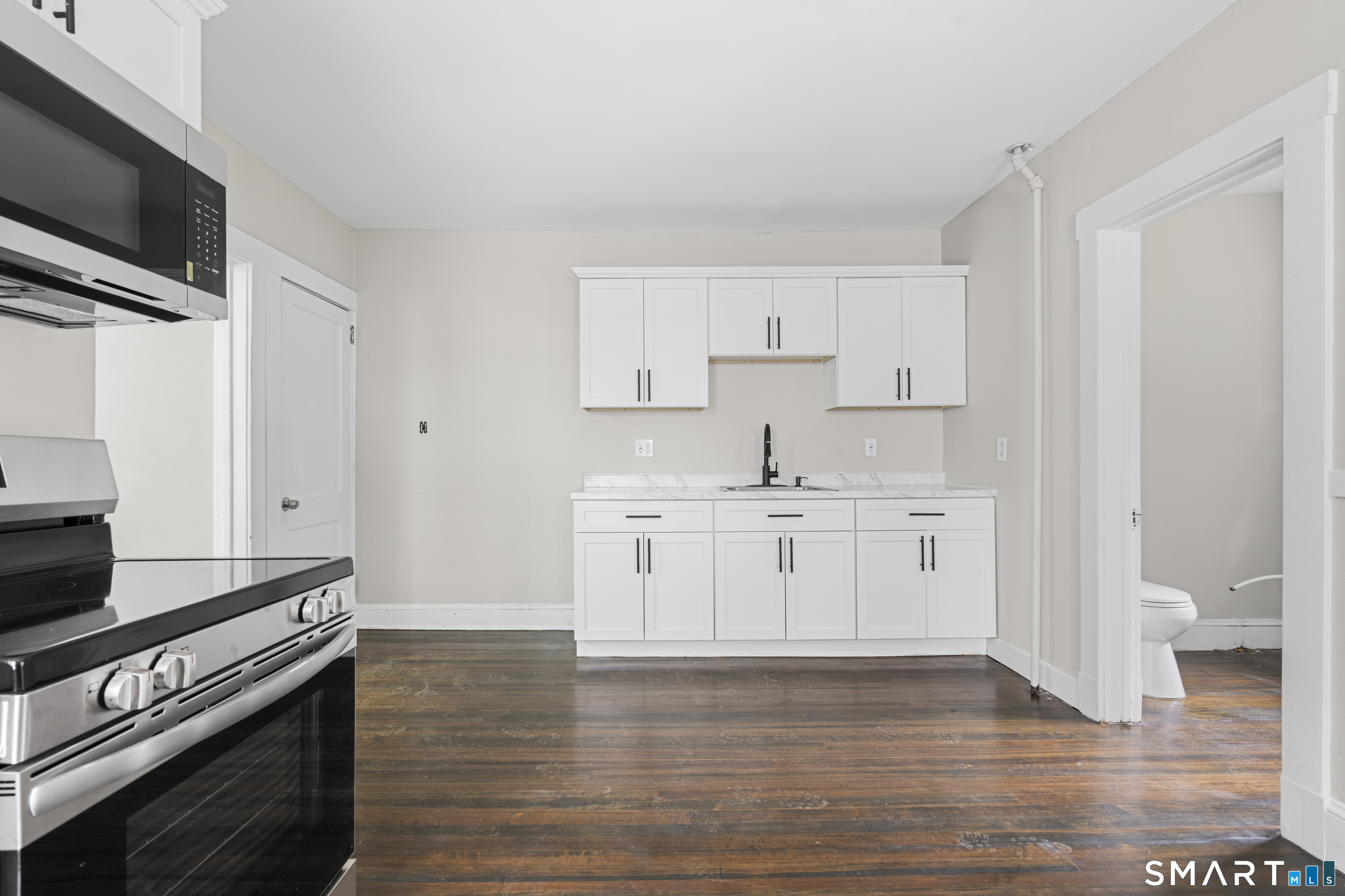 241 Oak Street Manchester CT 06040