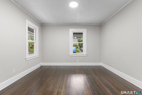241 Oak Street Manchester CT 06040