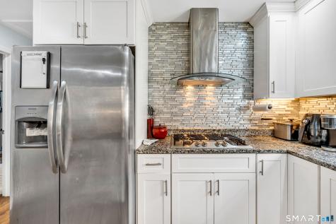78 Highland Avenue East Haven CT 06512