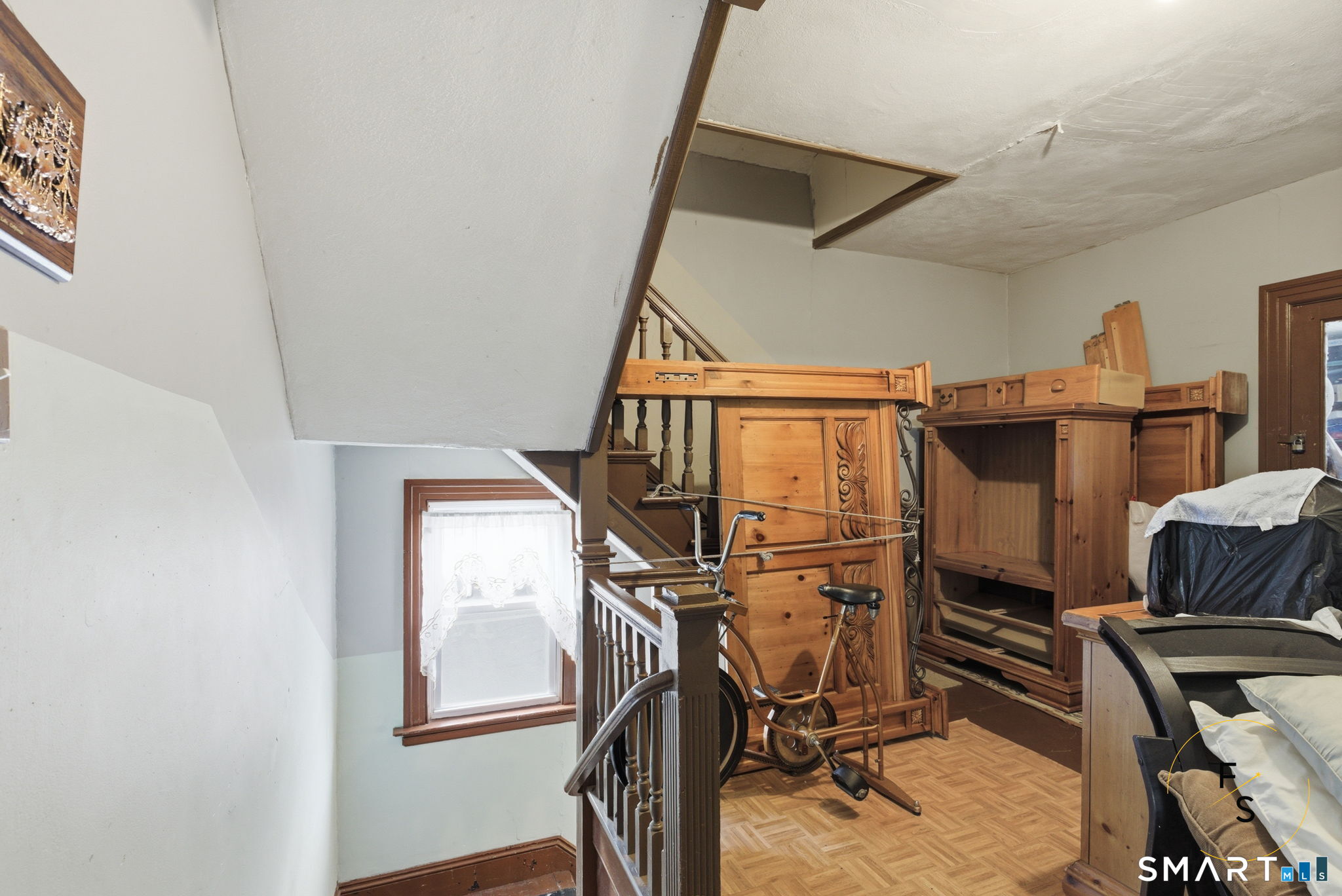 31-33 Standish Street Hartford CT 06114