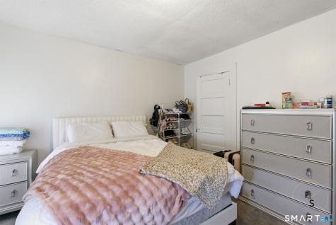 31-33 Standish Street Hartford CT 06114