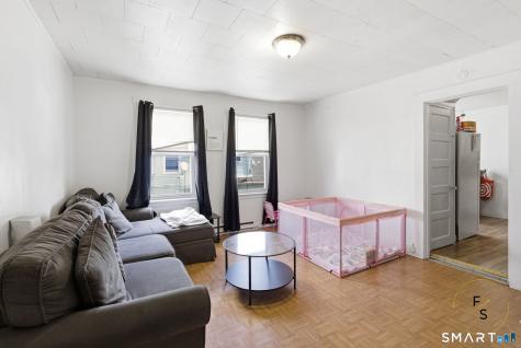 31-33 Standish Street Hartford CT 06114