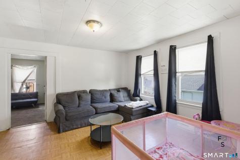 31-33 Standish Street Hartford CT 06114