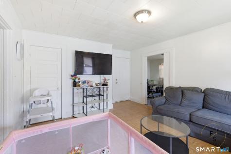 31-33 Standish Street Hartford CT 06114