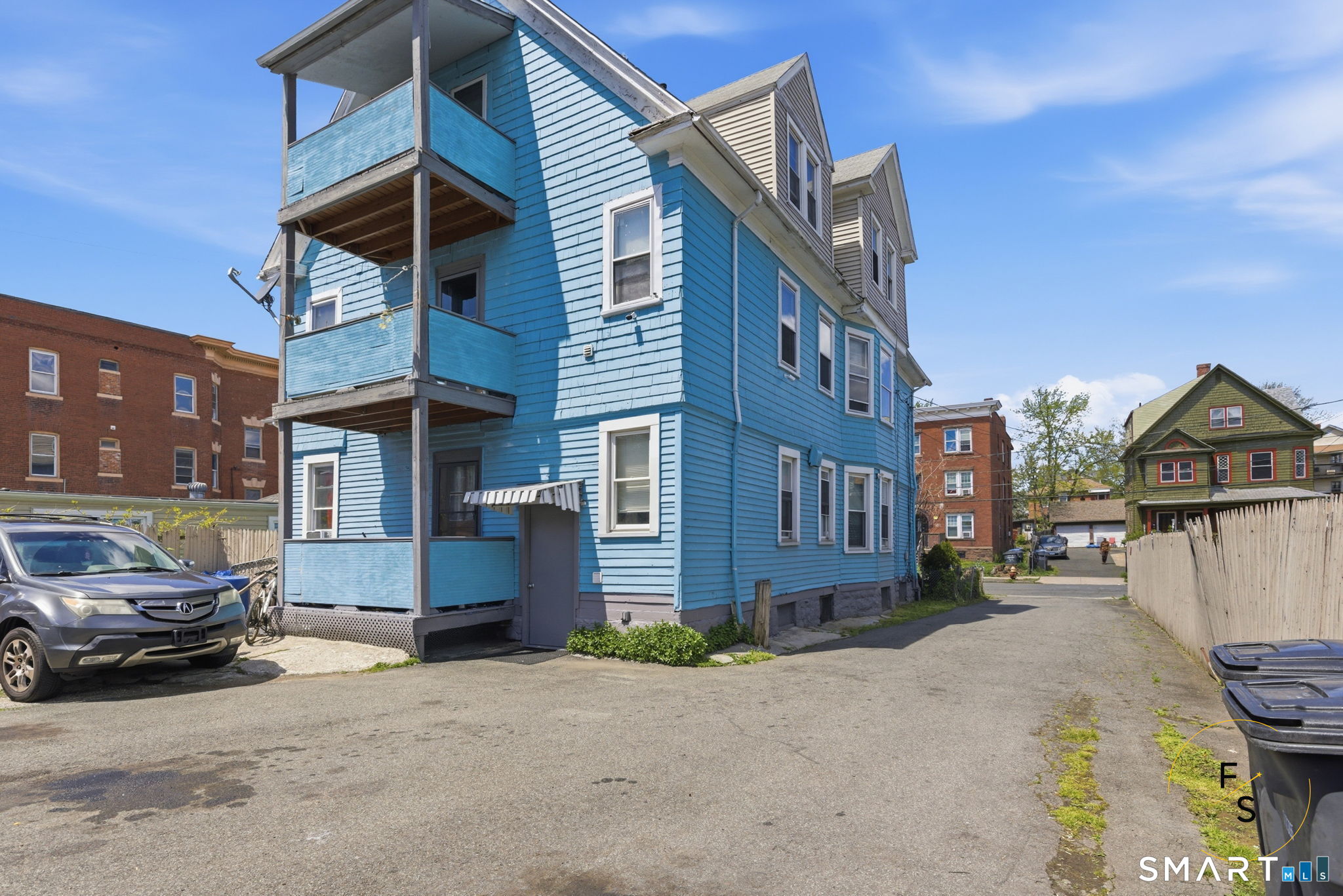 31-33 Standish Street Hartford CT 06114