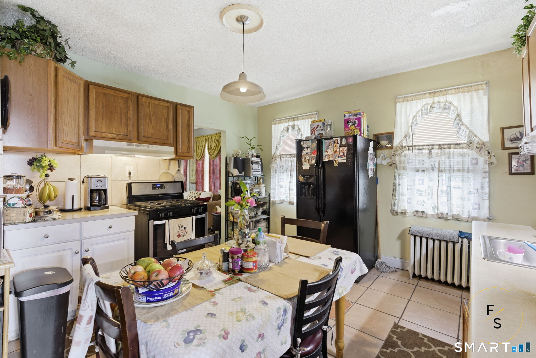 31-33 Standish Street Hartford CT 06114