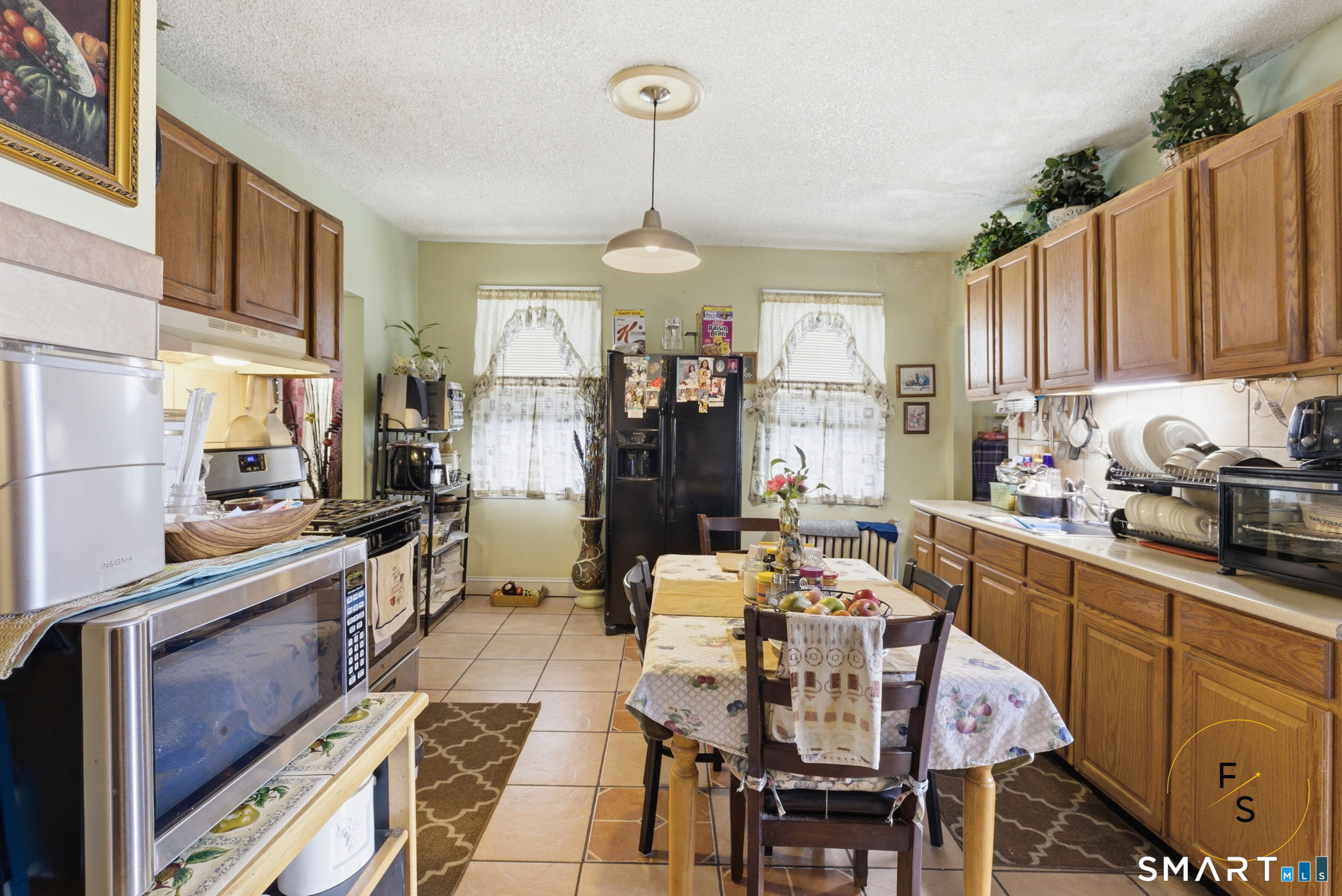 31-33 Standish Street Hartford CT 06114