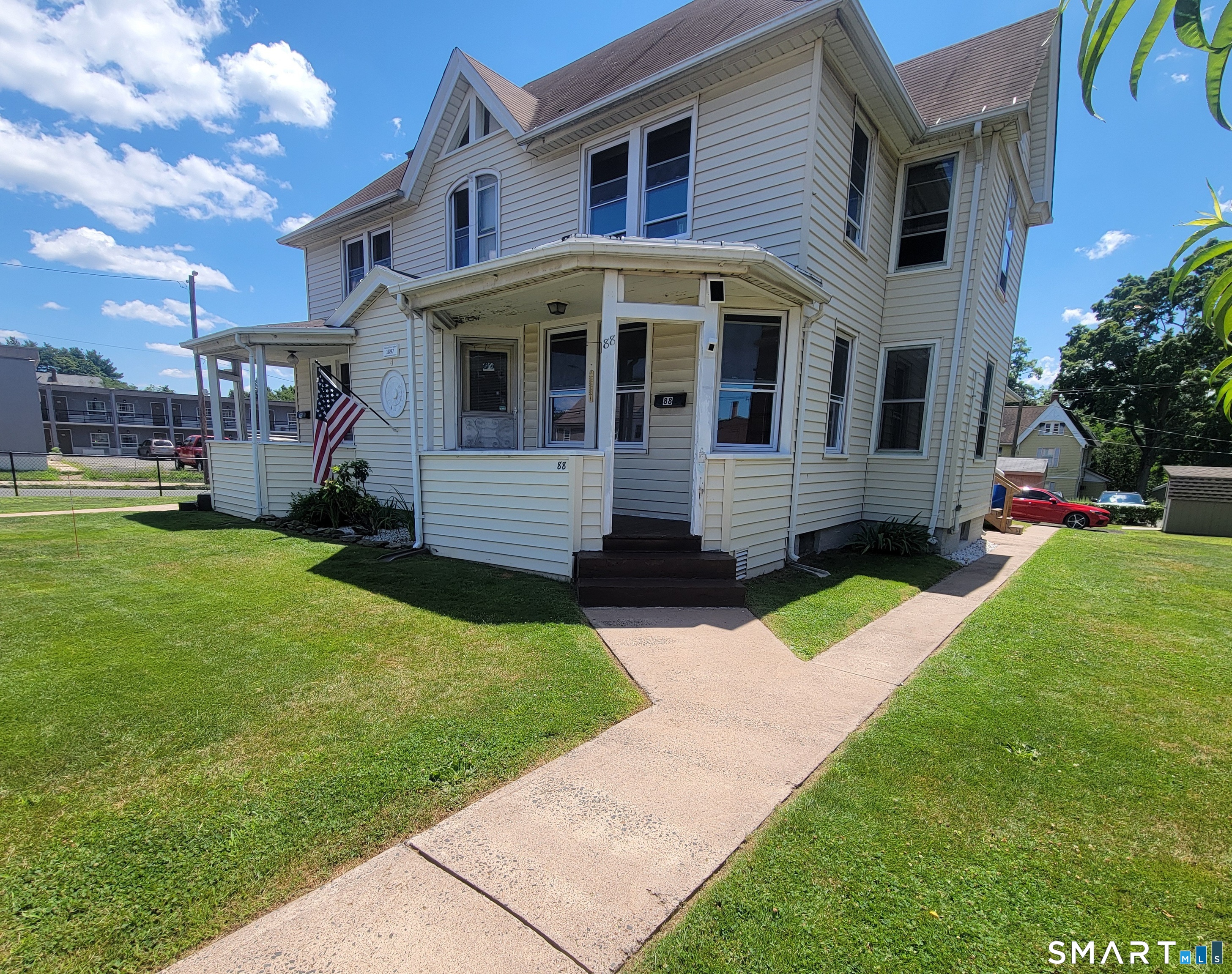88 East Center Street Manchester CT 06040