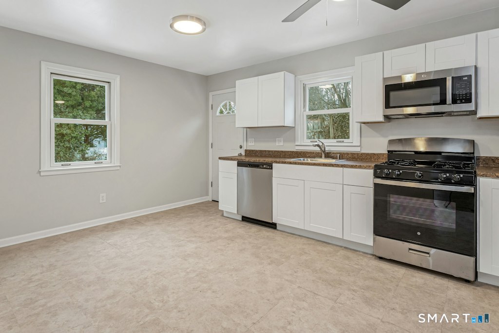 85 Burwood Avenue Stamford CT 06902