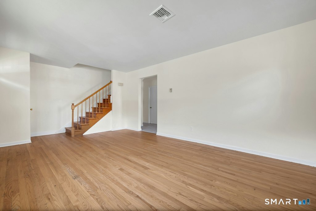 85 Burwood Avenue Stamford CT 06902