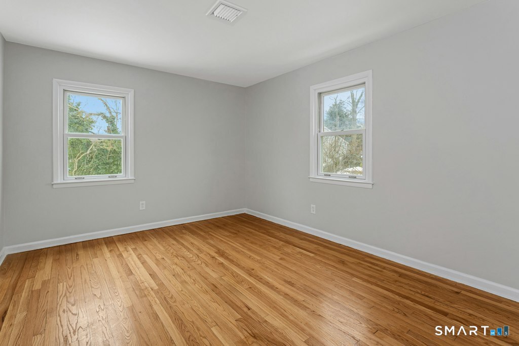85 Burwood Avenue Stamford CT 06902