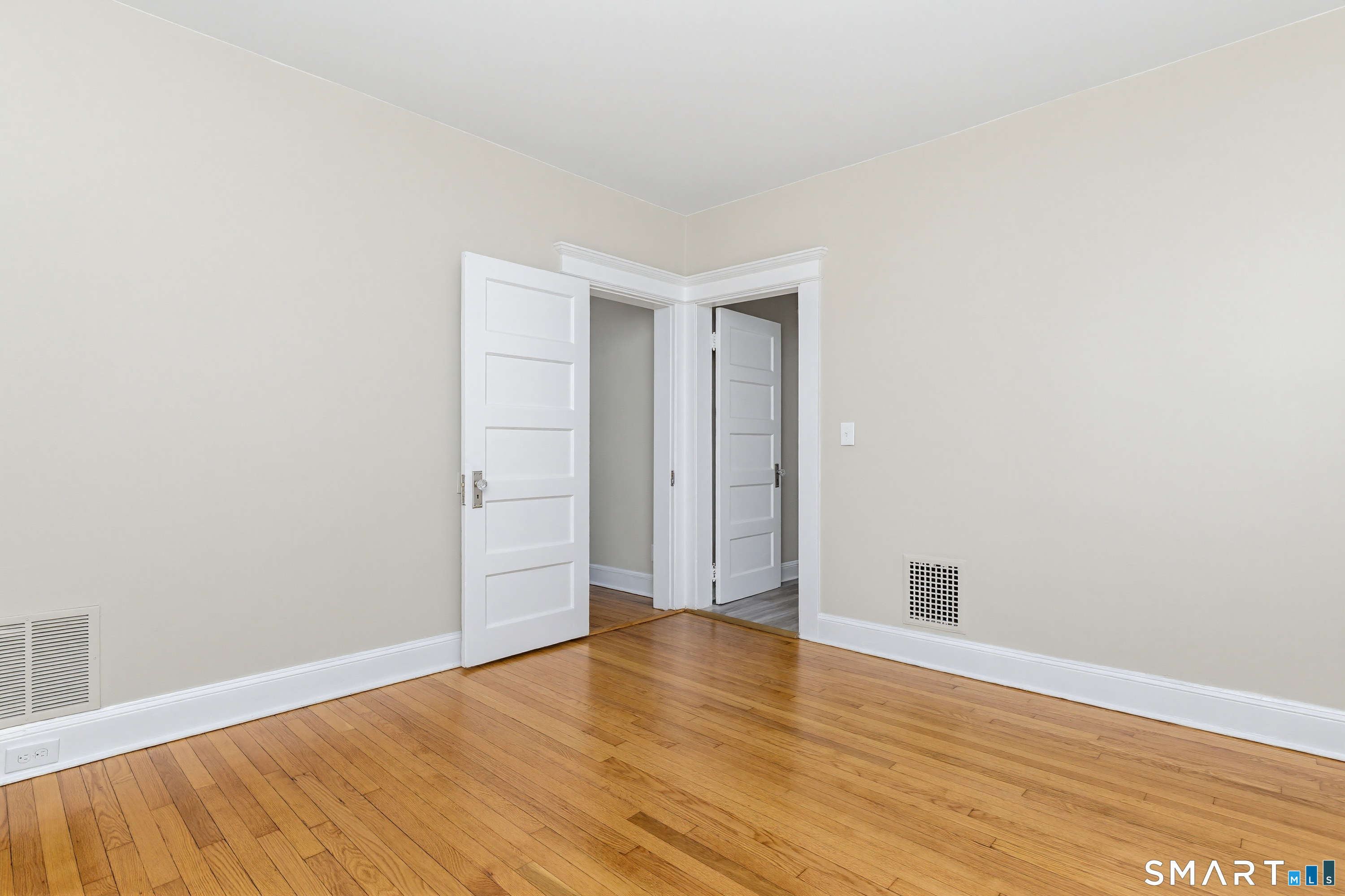 885 Grand Street Bridgeport CT 06604