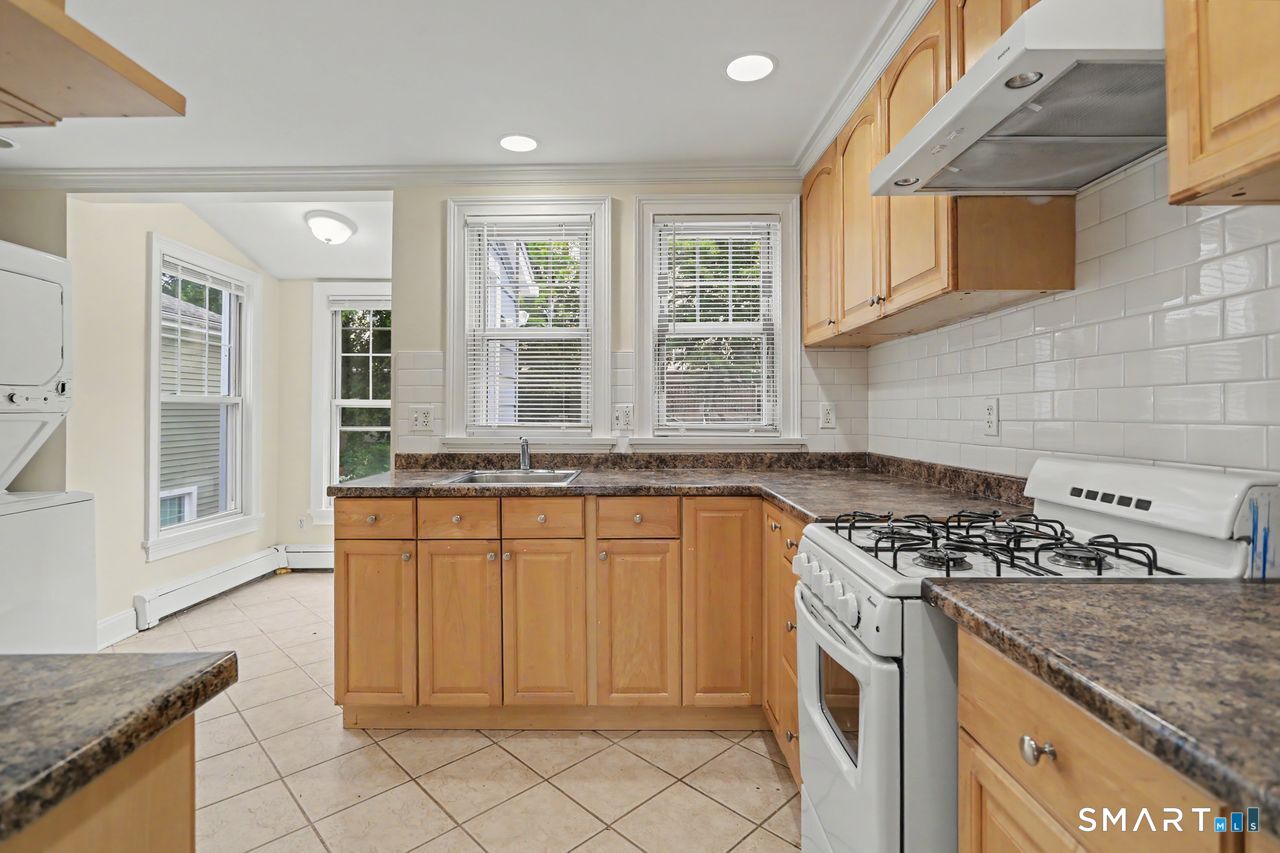 76-78 Suburban Avenue Bridgeport CT 06604