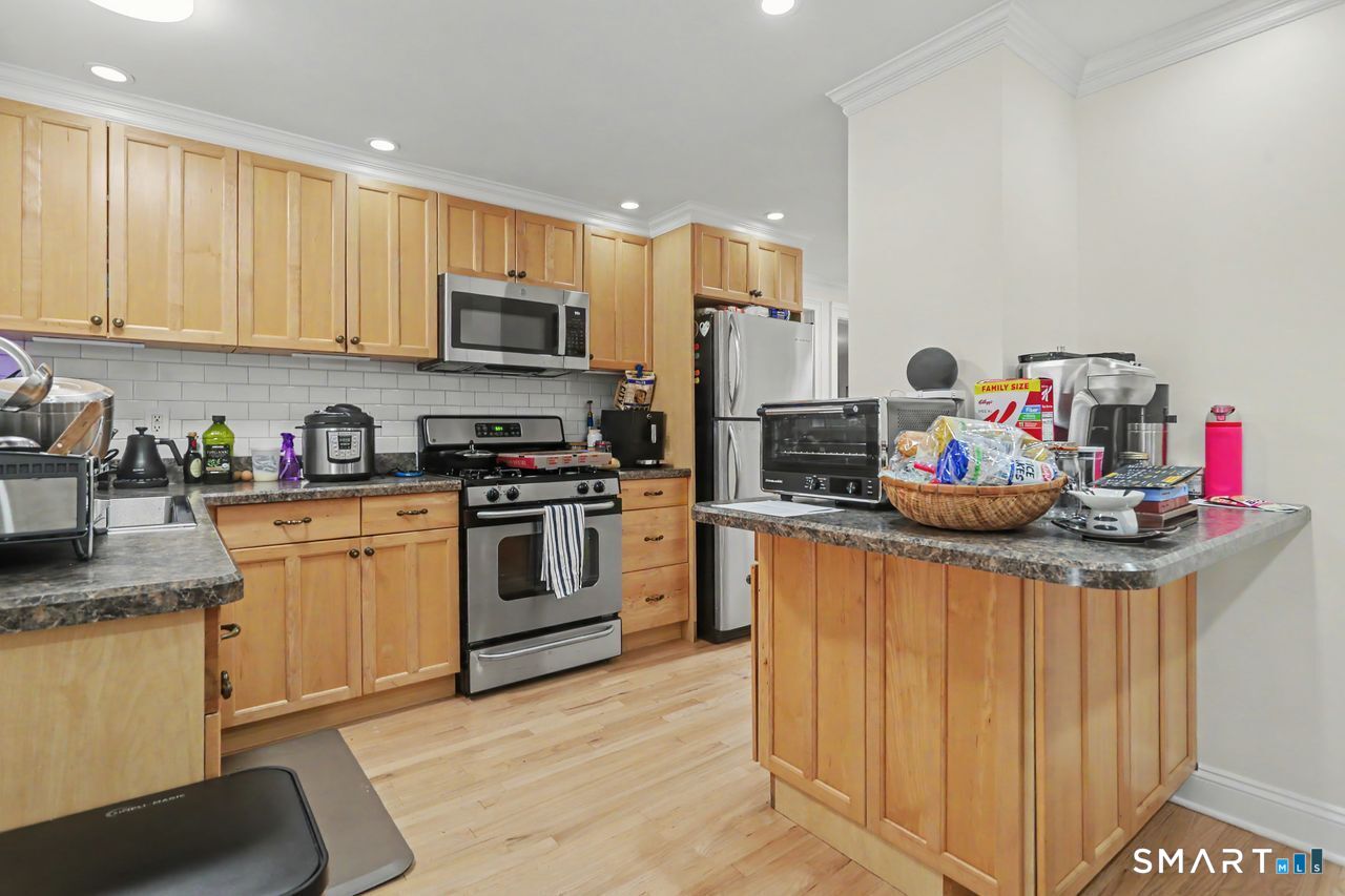 76-78 Suburban Avenue Bridgeport CT 06604