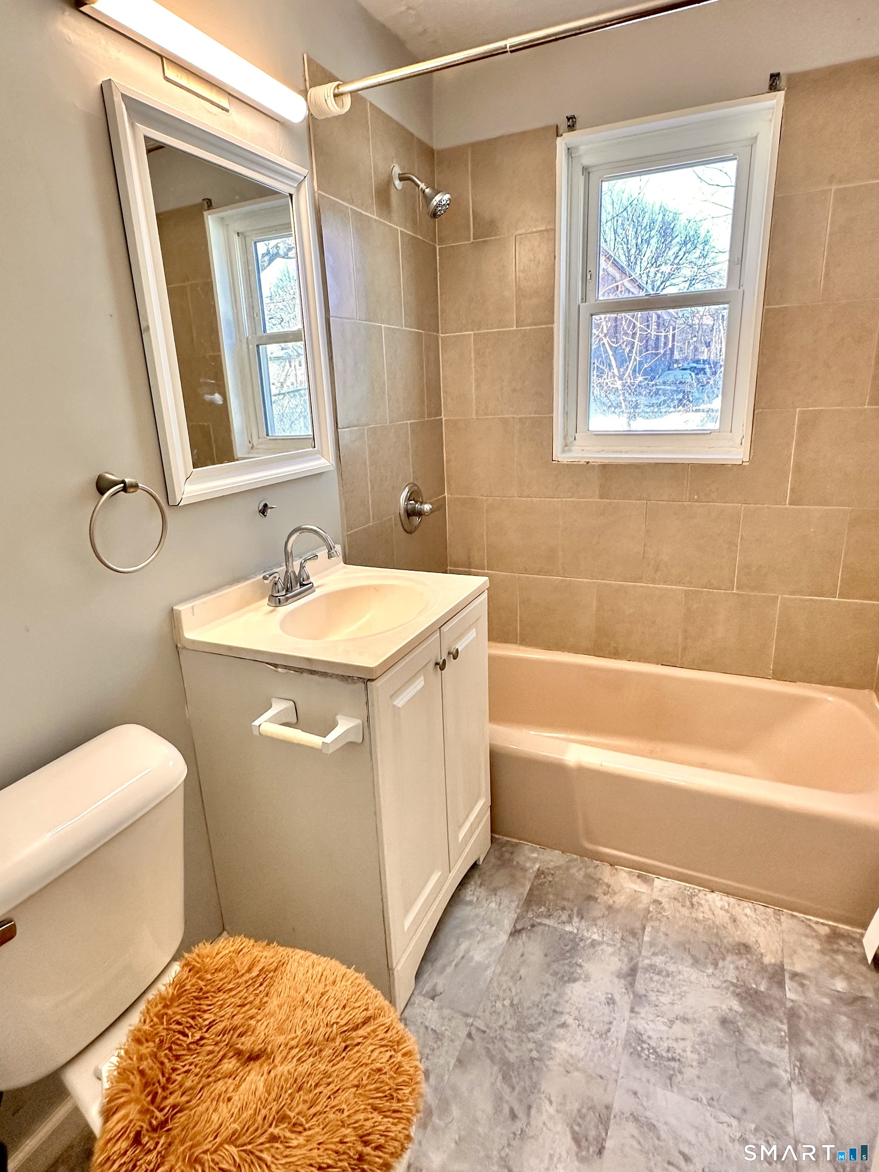 16-20 Henry Street Hartford CT 06114