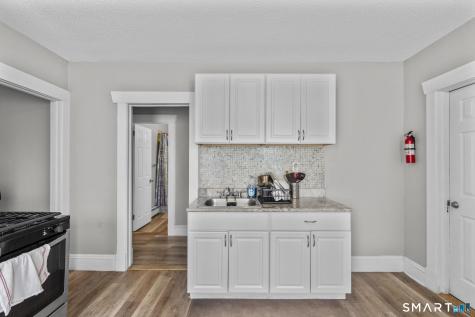 54-56 James Street Hartford CT 06106