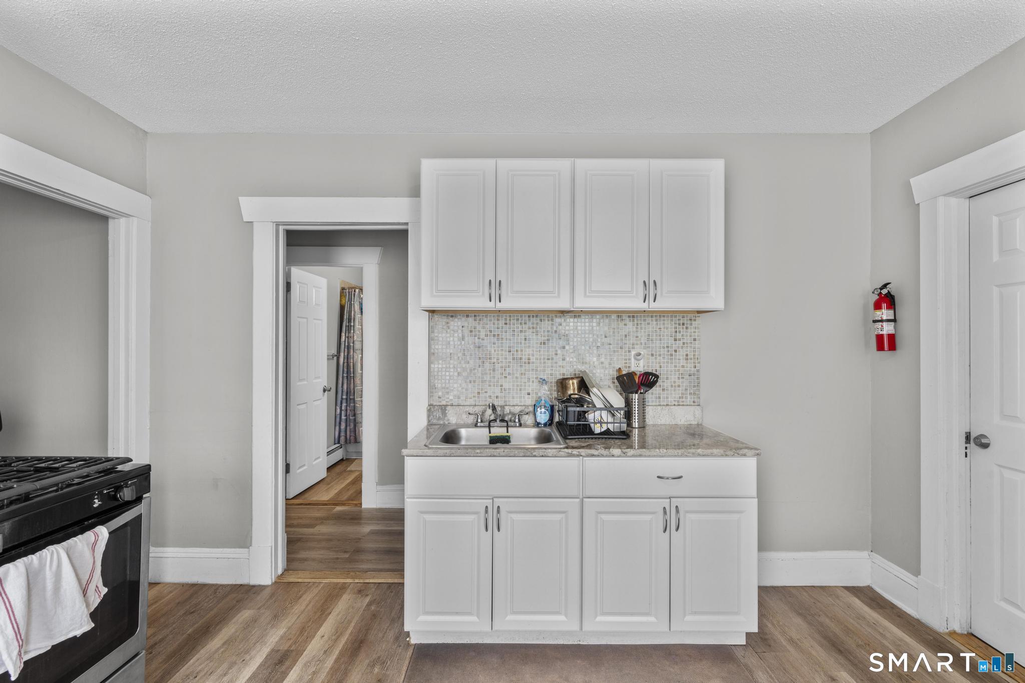54-56 James Street Hartford CT 06106