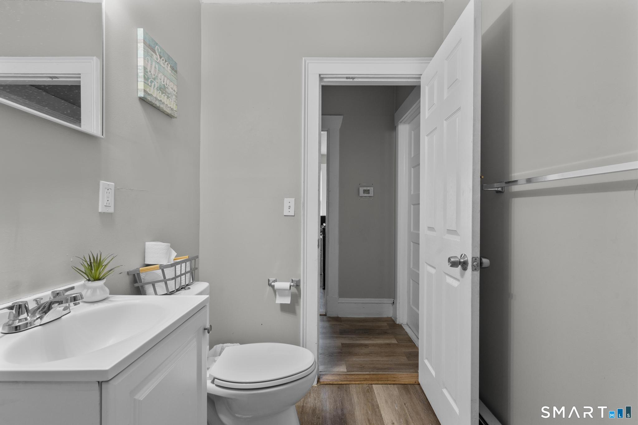54-56 James Street Hartford CT 06106