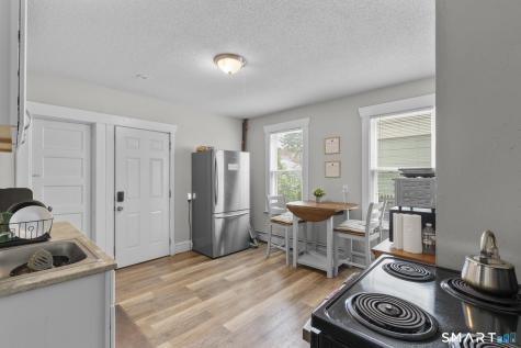 54-56 James Street Hartford CT 06106